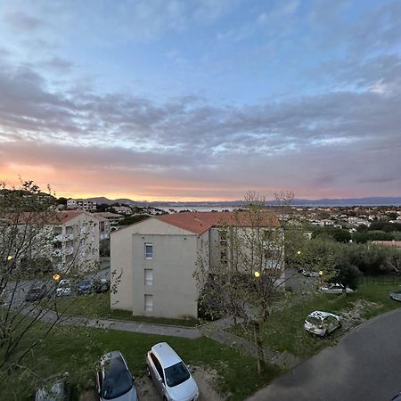 Апартаменты Superbe Duplex Refait A Neuf ! Йер Экстерьер фото